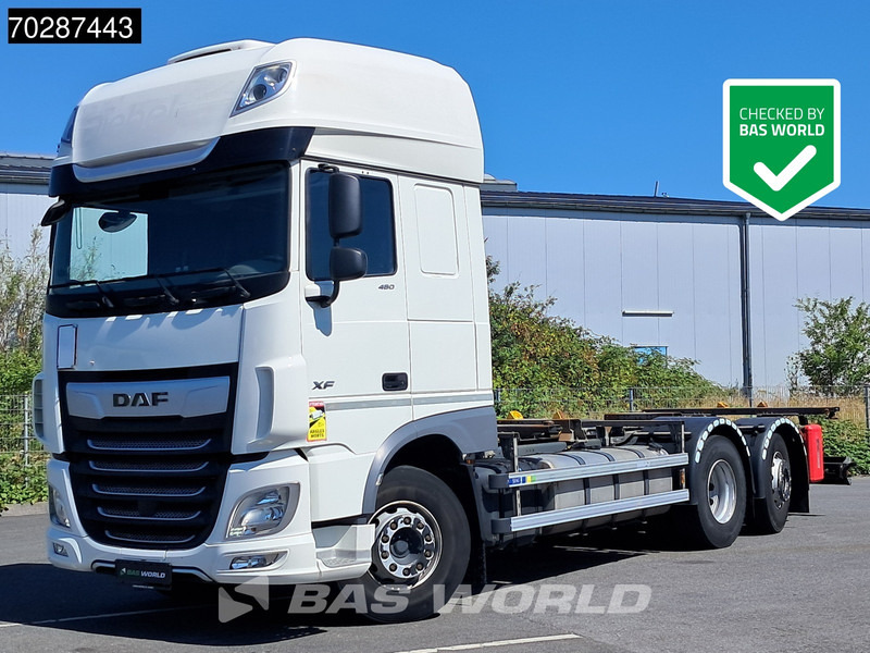 DAF XF 480 6X2 Automatic SSC FAN Retarder Lift+steering Axle Euro 6 - Autocarro portacontainer/ Caisse interchangeable: foto 1 DAF XF 480 6X2 Automatic SSC FAN Retarder Lift+steering Axle Euro 6 - Autocarro portacontainer/ Caisse interchangeable: foto 1