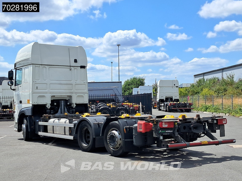 DAF XF 480 6X2 SSC BDF Retarder 2xTanks Lift+Lenkachse ACC Euro 6 - Autocarro portacontainer/ Caisse interchangeable: foto 2 DAF XF 480 6X2 SSC BDF Retarder 2xTanks Lift+Lenkachse ACC Euro 6 - Autocarro portacontainer/ Caisse interchangeable: foto 2