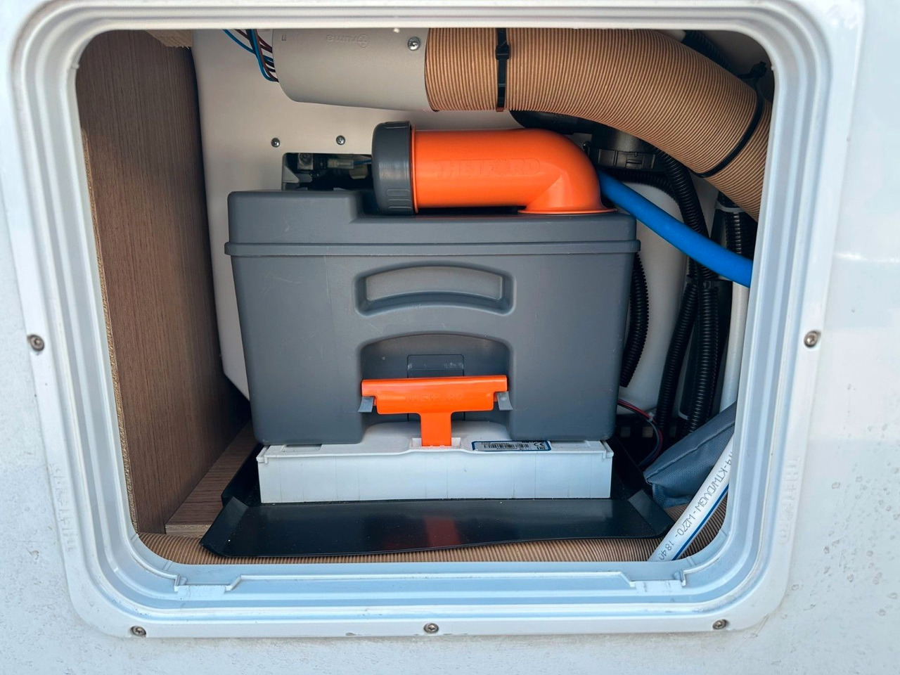 Camper profilato Carado V 132/Festbett/Garage/Klima/Markise/Finanzierung: foto 10