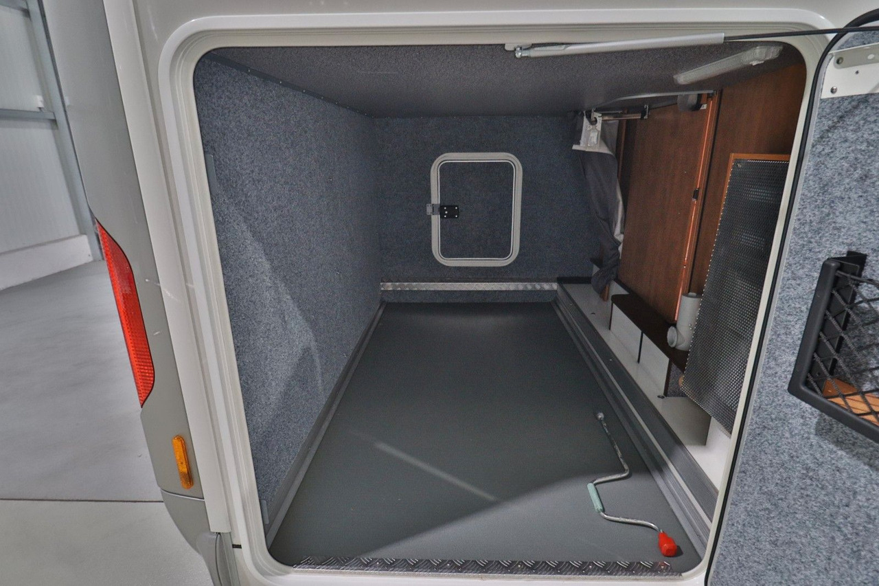 Carthago Chic C-Line 4.2-1.HD-NUR 10 TKM-FESTBETT+HUBBETT - Motorhome: foto 5 Carthago Chic C-Line 4.2-1.HD-NUR 10 TKM-FESTBETT+HUBBETT - Motorhome: foto 5
