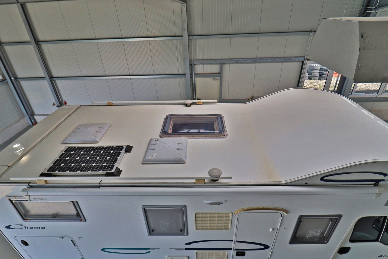 Cristall A 670 G/Automatik/Festbett/Garage/Solar/Markise - Camper mansardato: foto 4 Cristall A 670 G/Automatik/Festbett/Garage/Solar/Markise - Camper mansardato: foto 4