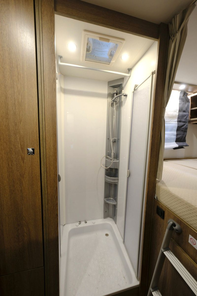 Camper mansardato Dethleffs Trend A 7877-2/Automatik/Festbett/2xKlima/Solar: foto 26