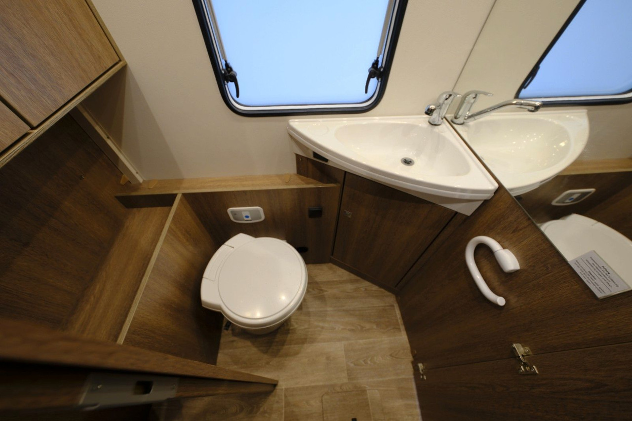 Camper mansardato Dethleffs Trend A 7877-2/Automatik/Festbett/2xKlima/Solar: foto 27