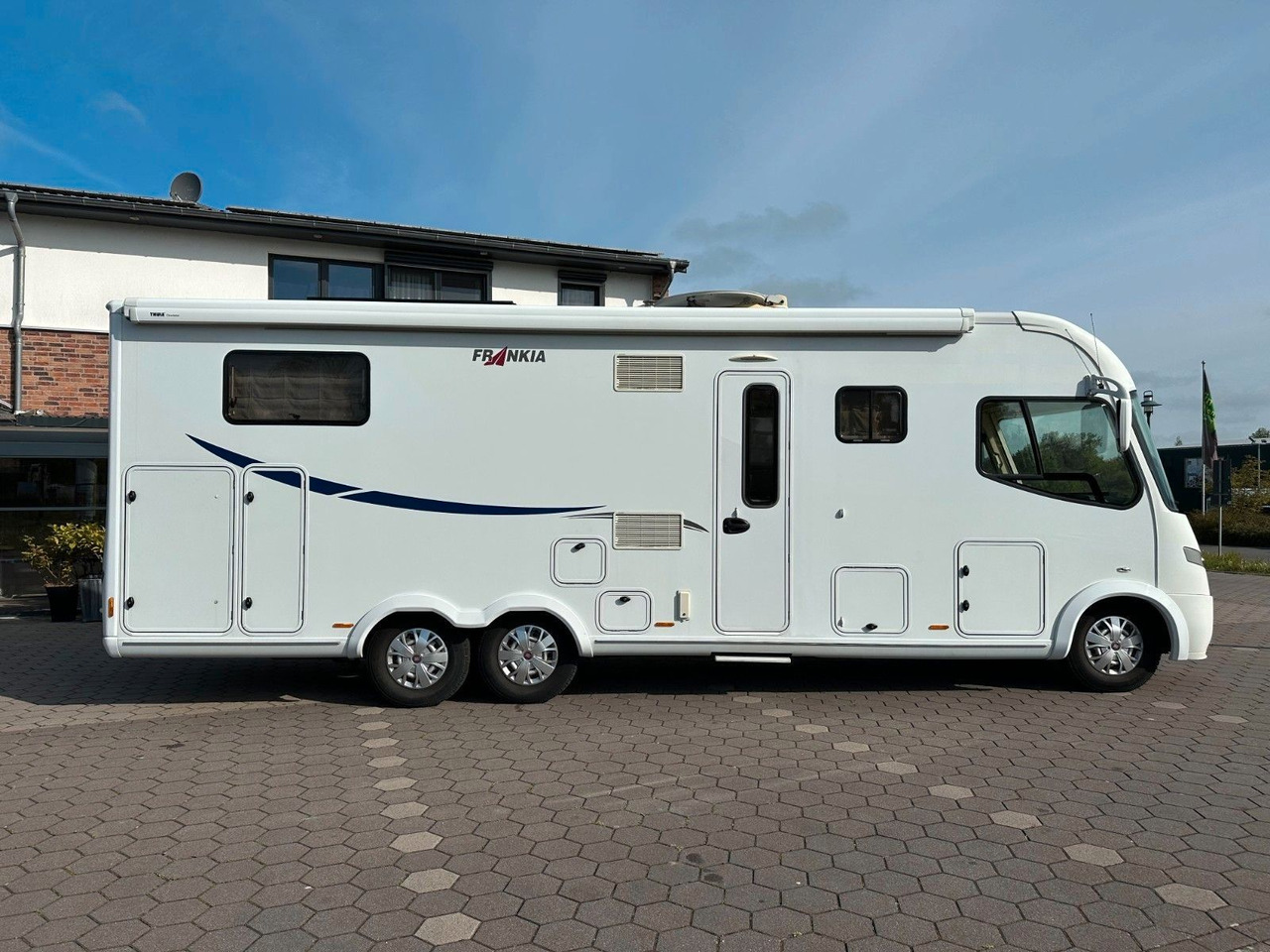 Frankia I 840 QD/Festbett+Hubbett/Garage /PREISGARANTIE - Motorhome: foto 4 Frankia I 840 QD/Festbett+Hubbett/Garage /PREISGARANTIE - Motorhome: foto 4