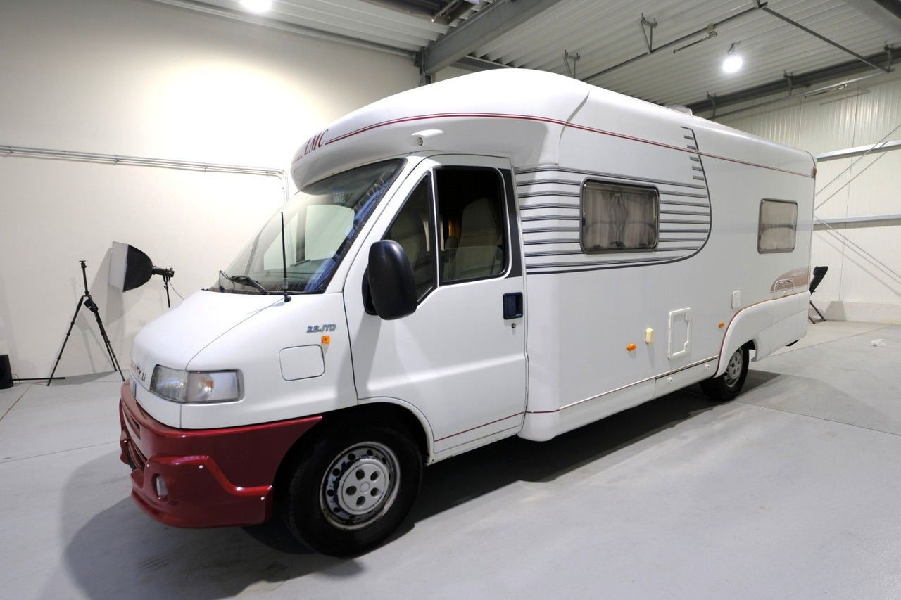 LMC Liberty 6600TI/Automatik/Einzelbetten/Klima/Mark - Camper profilato: foto 3 LMC Liberty 6600TI/Automatik/Einzelbetten/Klima/Mark - Camper profilato: foto 3