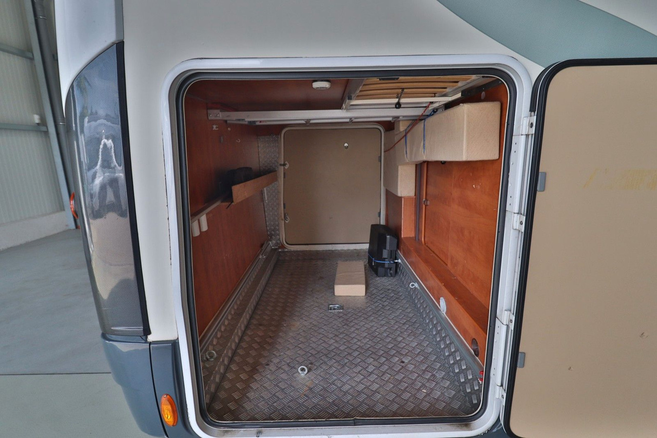 P.L.A. S 700/Festbett/Garage/Klima/Solar/Markise - Camper mansardato: foto 5 P.L.A. S 700/Festbett/Garage/Klima/Solar/Markise - Camper mansardato: foto 5