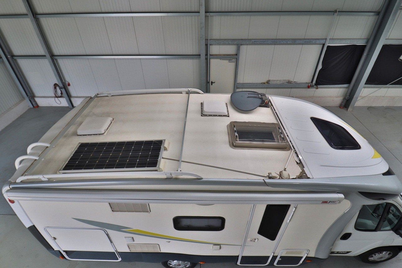 P.L.A. S 700/Festbett/Garage/Klima/Solar/Markise - Camper mansardato: foto 3 P.L.A. S 700/Festbett/Garage/Klima/Solar/Markise - Camper mansardato: foto 3