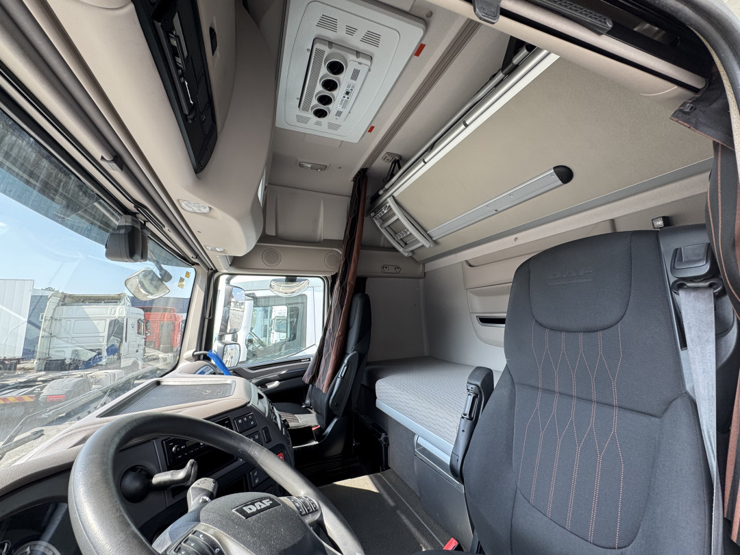 DAF XF 530 Super Space Cab - Trattore stradale: foto 5 DAF XF 530 Super Space Cab - Trattore stradale: foto 5