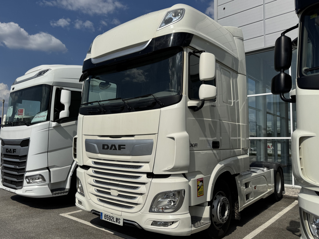 DAF XF 530 Super Space Cab - Trattore stradale: foto 2 DAF XF 530 Super Space Cab - Trattore stradale: foto 2