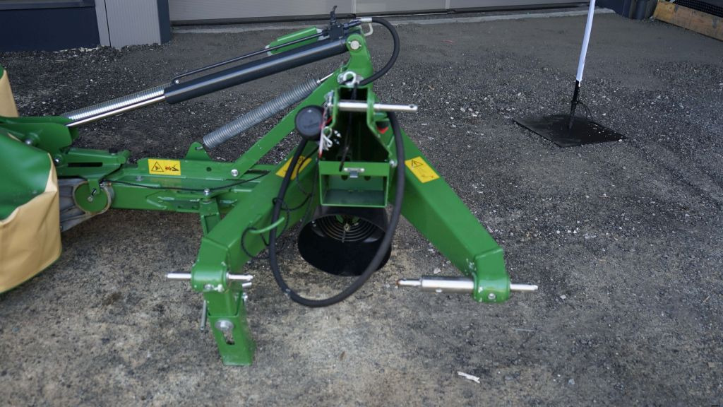 Krone ActiveMow R240 (20695) - Falciatrice: foto 3 Krone ActiveMow R240 (20695) - Falciatrice: foto 3
