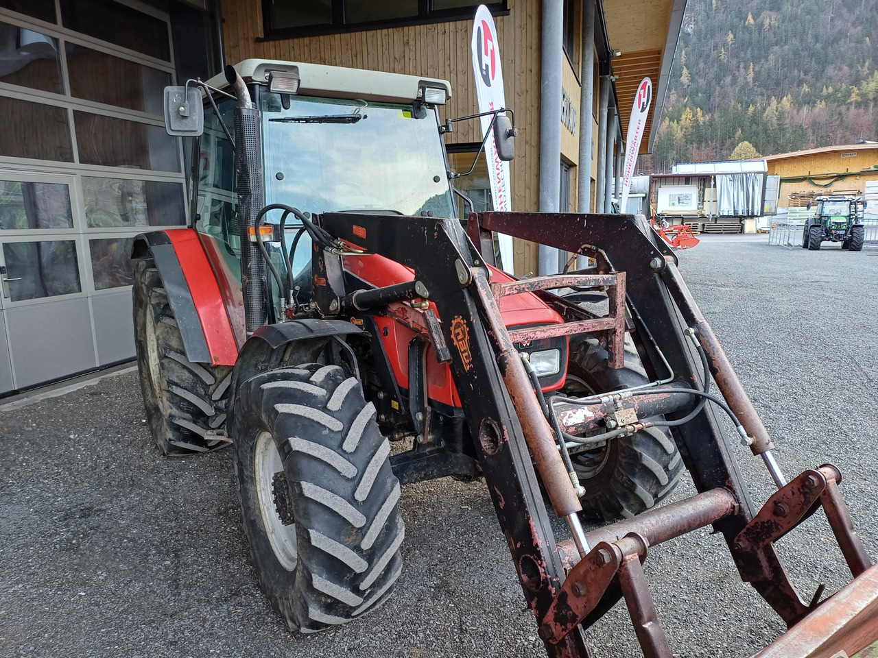 Massey Ferguson 4345 (22468) - Trattore: foto 5 Massey Ferguson 4345 (22468) - Trattore: foto 5