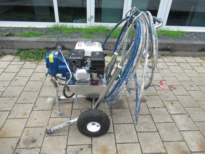 GMAX GRACO 3400 HONDA Verfspuit Lijnentrek / spuit apparaat Airless Sprayer - Compressore d'aria: foto 5 GMAX GRACO 3400 HONDA Verfspuit Lijnentrek / spuit apparaat Airless Sprayer - Compressore d'aria: foto 5