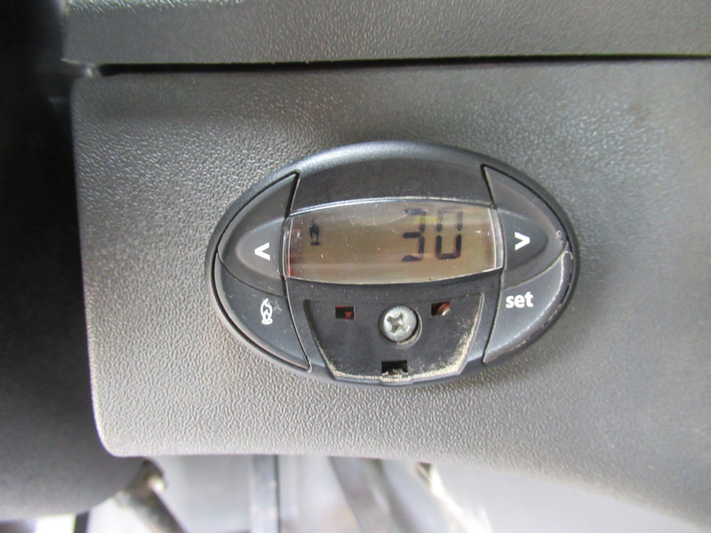 Furgone con cassone fisso, Furgone doppia cabina Iveco Daily 29L13 2.3HPi 93KW 345 DOKA Dubbelcabine: foto 11