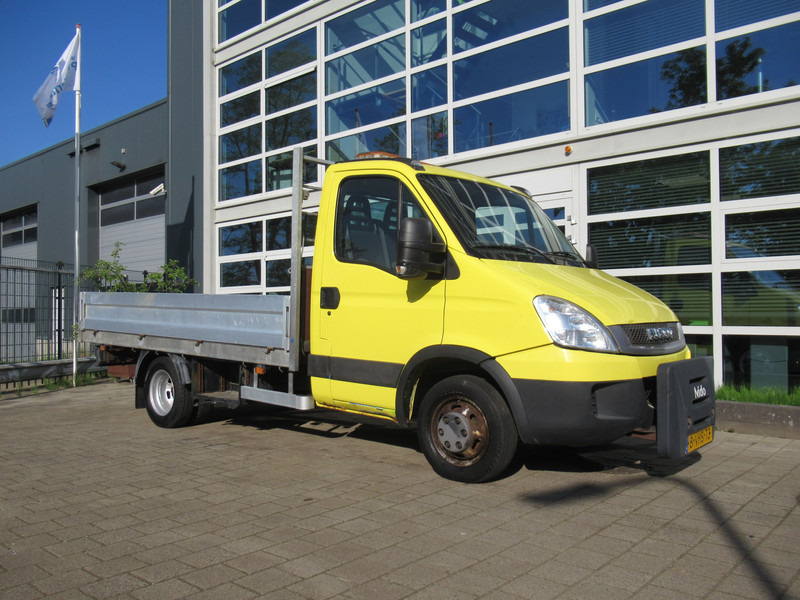 Iveco Daily 50C17 3.0D 125KW EEV 345 PickUp NIDO DIN - Furgone con cassone fisso: foto 5 Iveco Daily 50C17 3.0D 125KW EEV 345 PickUp NIDO DIN - Furgone con cassone fisso: foto 5