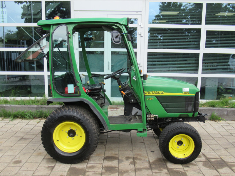 John Deere 4110 4WD 4x4 Hydrostaat Cabine - Trattore: foto 4 John Deere 4110 4WD 4x4 Hydrostaat Cabine - Trattore: foto 4