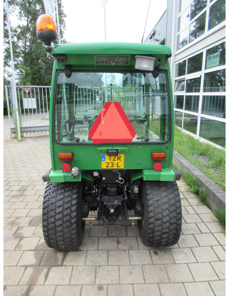 John Deere 4110 4WD 4x4 Hydrostaat Cabine - Trattore: foto 5 John Deere 4110 4WD 4x4 Hydrostaat Cabine - Trattore: foto 5