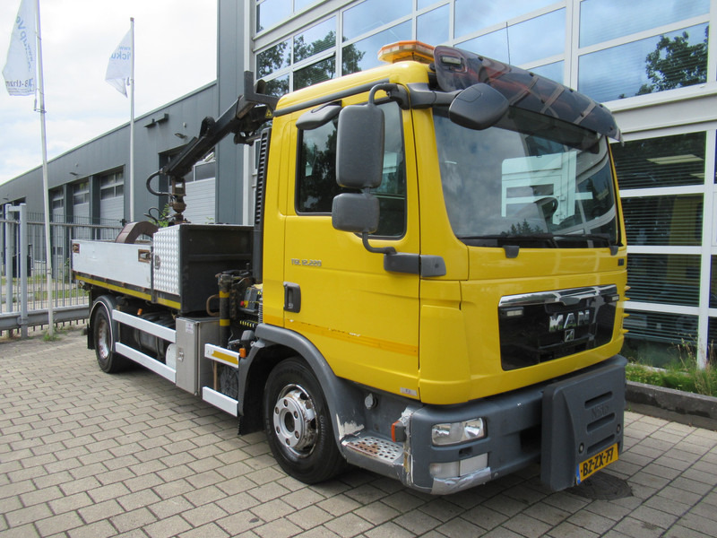 MAN 12.220 4X2 BB EEV + Palfinger PK4501 - Autocarro ribaltabile, Camion con gru: foto 4 MAN 12.220 4X2 BB EEV + Palfinger PK4501 - Autocarro ribaltabile, Camion con gru: foto 4