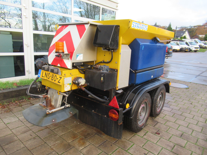 NIDO Stratos B11-18 AWAXN 1,1M3 + 500 L Zoutstrooier Saltzstreuer - Spargisale: foto 2 NIDO Stratos B11-18 AWAXN 1,1M3 + 500 L Zoutstrooier Saltzstreuer - Spargisale: foto 2