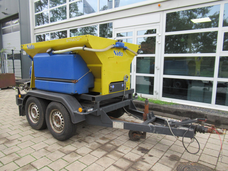 NIDO Stratos B11L-18 ACLN280 1,1M3 + 500L. Zoutstrooier Salzstreuer Saltspreader - Spargisale: foto 4 NIDO Stratos B11L-18 ACLN280 1,1M3 + 500L. Zoutstrooier Salzstreuer Saltspreader - Spargisale: foto 4