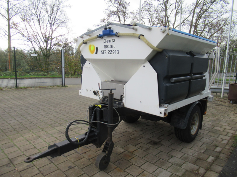 NIDO Stratos B17-18 AWALN 1,7m3 + 880 L Salzstreuer Saltspreader Zoutstrooier - Spargisale: foto 3 NIDO Stratos B17-18 AWALN 1,7m3 + 880 L Salzstreuer Saltspreader Zoutstrooier - Spargisale: foto 3