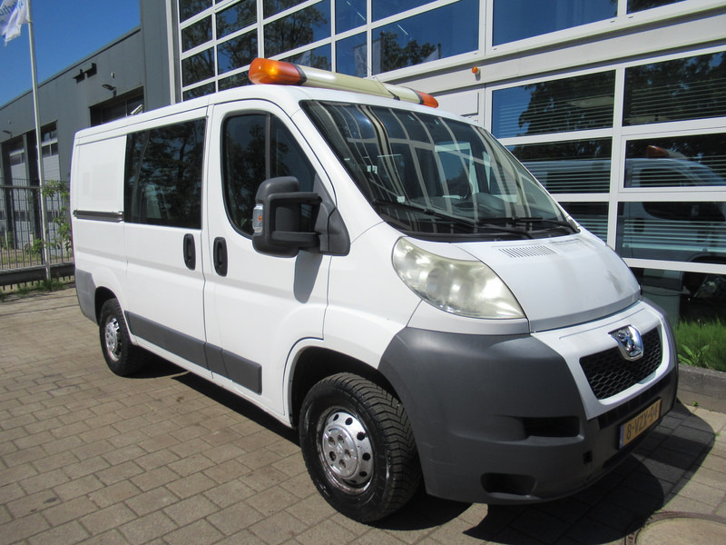 Peugeot Boxer 330 2.2 HDI 96KW L1H P+ DOKA Dubbelcabine AIRCO - Furgoncino, Furgone doppia cabina: foto 3 Peugeot Boxer 330 2.2 HDI 96KW L1H P+ DOKA Dubbelcabine AIRCO - Furgoncino, Furgone doppia cabina: foto 3