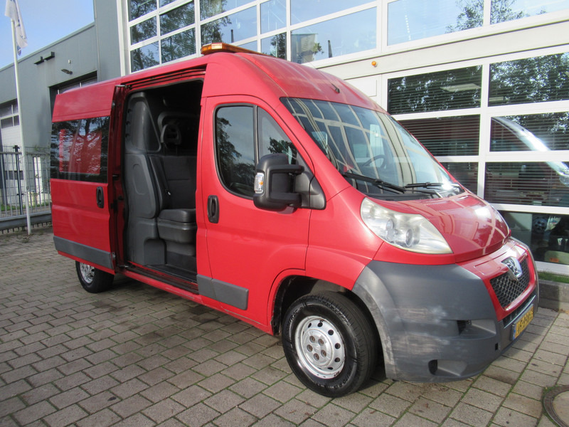 Peugeot Boxer 330 2.2 HDI 96KW L2H2 Dubbelcabine P+ DOKA - Furgoncino, Furgone doppia cabina: foto 5 Peugeot Boxer 330 2.2 HDI 96KW L2H2 Dubbelcabine P+ DOKA - Furgoncino, Furgone doppia cabina: foto 5