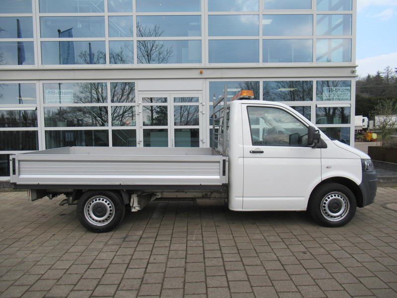 Volkswagen Transporter T5 2.0 TDI 62KW L2H1 Pick-Up Open laadbak - Furgone con cassone fisso: foto 3 Volkswagen Transporter T5 2.0 TDI 62KW L2H1 Pick-Up Open laadbak - Furgone con cassone fisso: foto 3