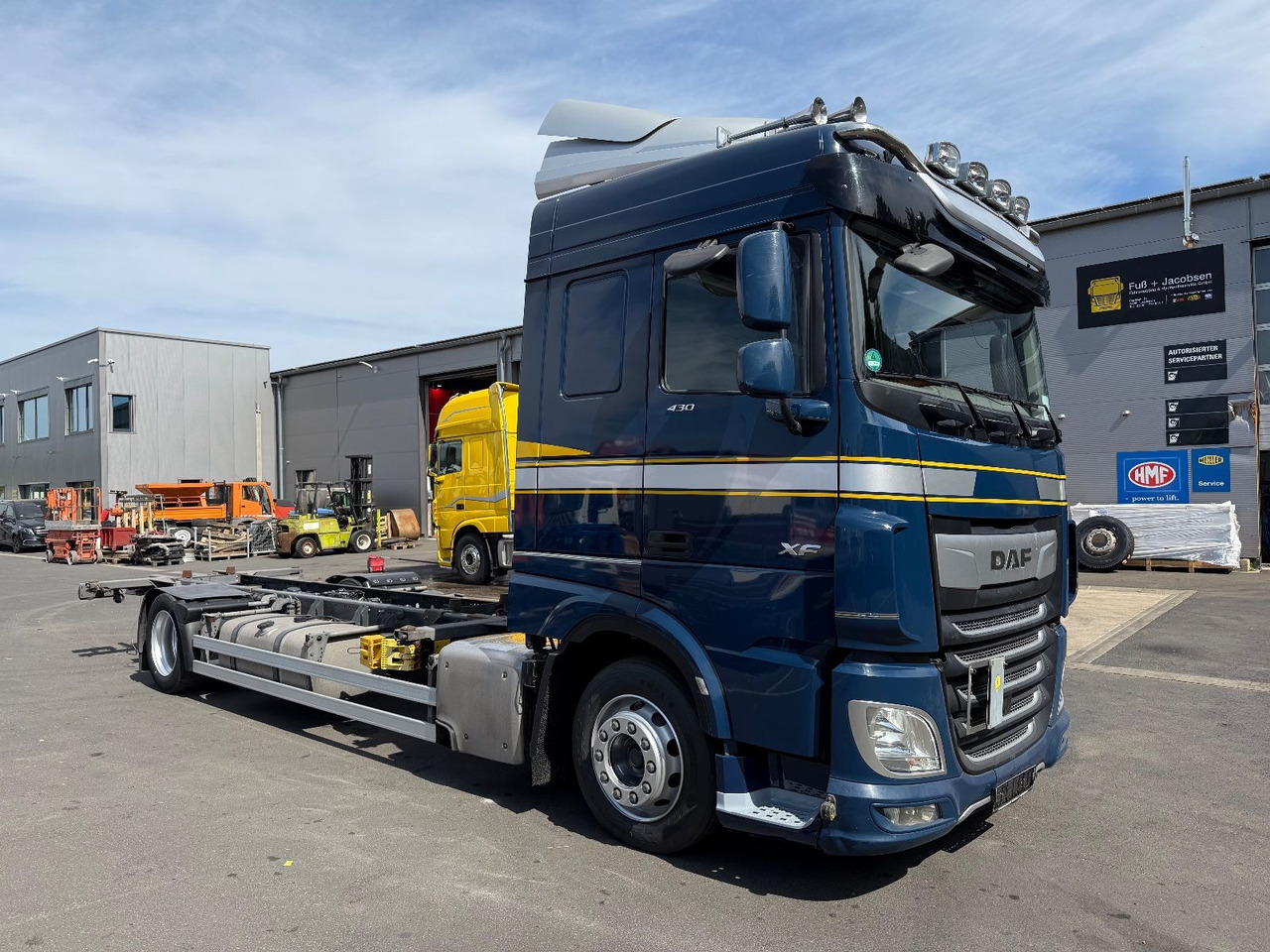 DAF XF430/Jumbo;Mega/Intarder/Standklima-Heizung/BDF - Autocarro telaio: foto 1 DAF XF430/Jumbo;Mega/Intarder/Standklima-Heizung/BDF - Autocarro telaio: foto 1