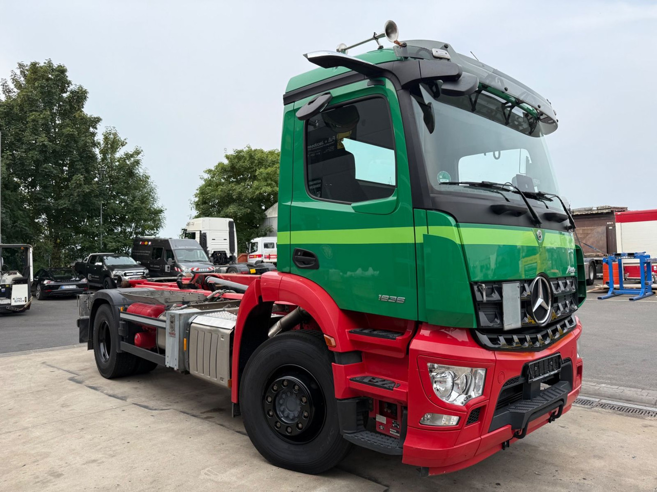 Mercedes-Benz Arocs 1836/10,7L/Hiab Ultima 14S/4x2/Autom./Top - Autocarro scarrabile: foto 4 Mercedes-Benz Arocs 1836/10,7L/Hiab Ultima 14S/4x2/Autom./Top - Autocarro scarrabile: foto 4