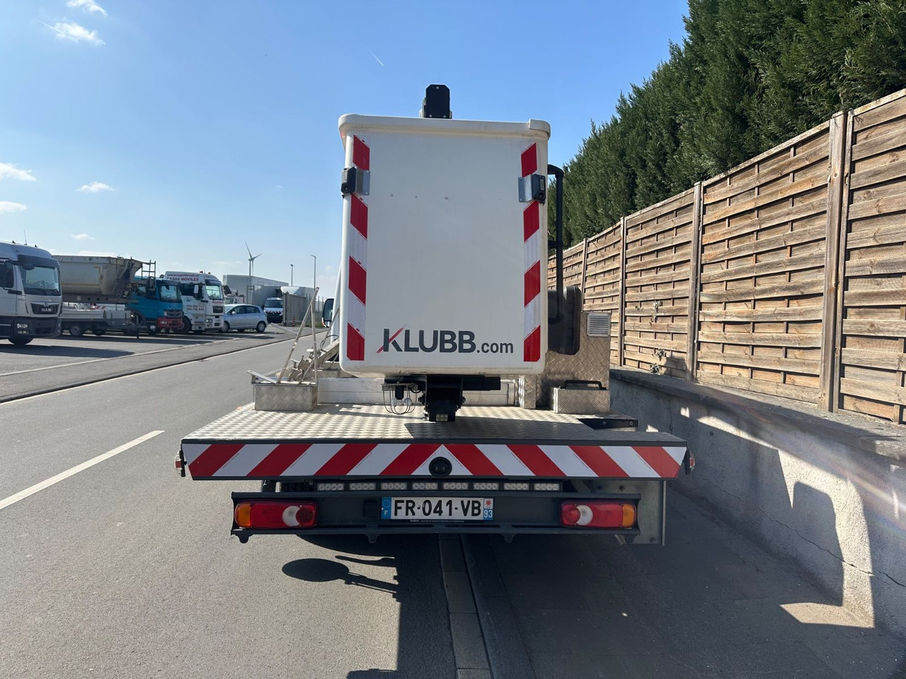 Renault Master III*Steiger 12m*orig.km*Topzustand* Renault Master III*Steiger 12m*orig.km*Topzustand* - Piattaforma autocarrata, Furgone: foto 5 Renault Master III*Steiger 12m*orig.km*Topzustand* Renault Master III*Steiger 12m*orig.km*Topzustand* - Piattaforma autocarrata, Furgone: foto 5