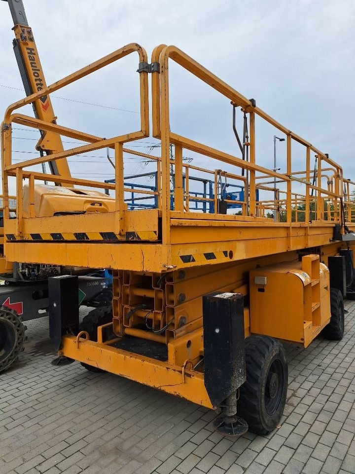 Haulotte H 15 SXL - Piattaforma a pantografo: foto 4 Haulotte H 15 SXL - Piattaforma a pantografo: foto 4