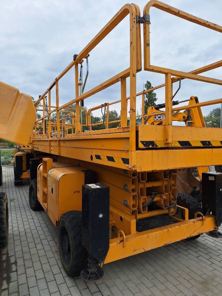 Haulotte H 15 SXL - Piattaforma a pantografo: foto 1 Haulotte H 15 SXL - Piattaforma a pantografo: foto 1