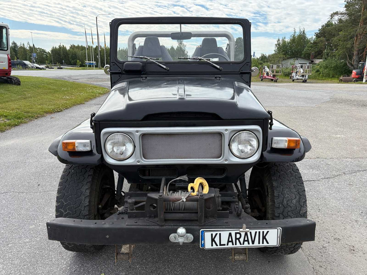 Convertible Toyota Land Cruiser BJ40 - Quad: foto 2 Convertible Toyota Land Cruiser BJ40 - Quad: foto 2