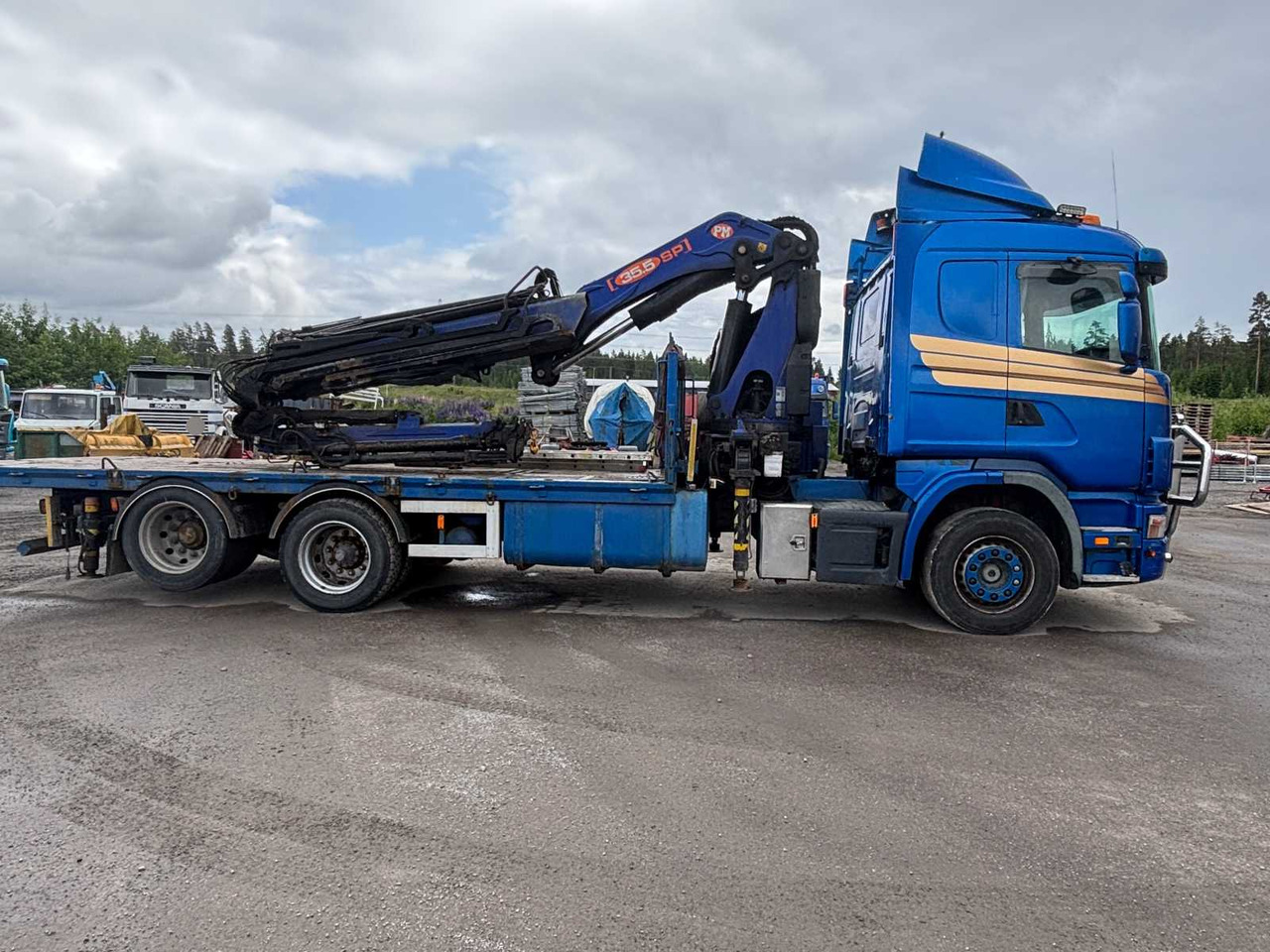 Truck Scania R 164 460 + crane PM 35.5 SP - Autocarro con pianale/ Cassone fisso, Camion con gru: foto 4 Truck Scania R 164 460 + crane PM 35.5 SP - Autocarro con pianale/ Cassone fisso, Camion con gru: foto 4