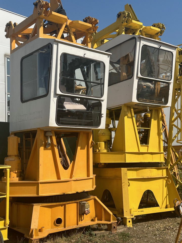 LIEBHERR 180 EC-H10 - Gru a torre: foto 1 LIEBHERR 180 EC-H10 - Gru a torre: foto 1