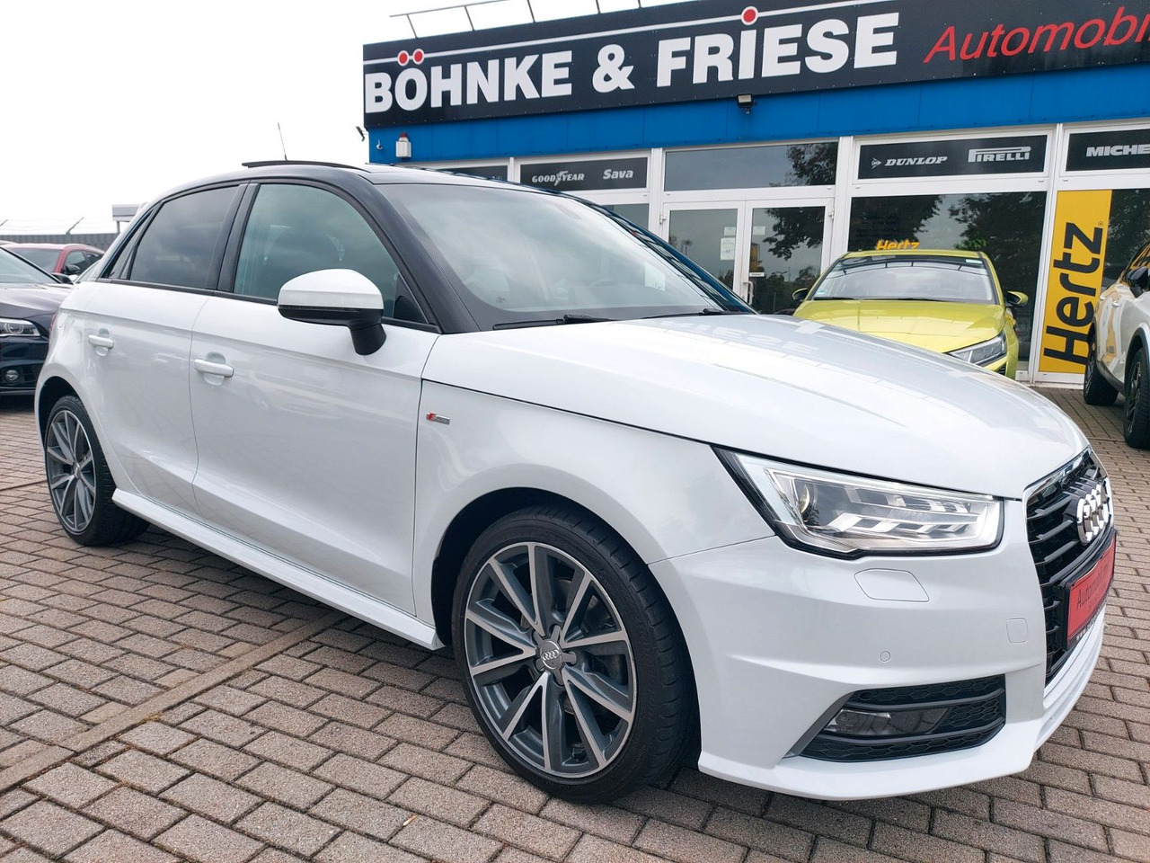 Audi A1 Sportback sport S-Line Pano Bose Xenon DAB - Berlina: foto 1 Audi A1 Sportback sport S-Line Pano Bose Xenon DAB - Berlina: foto 1