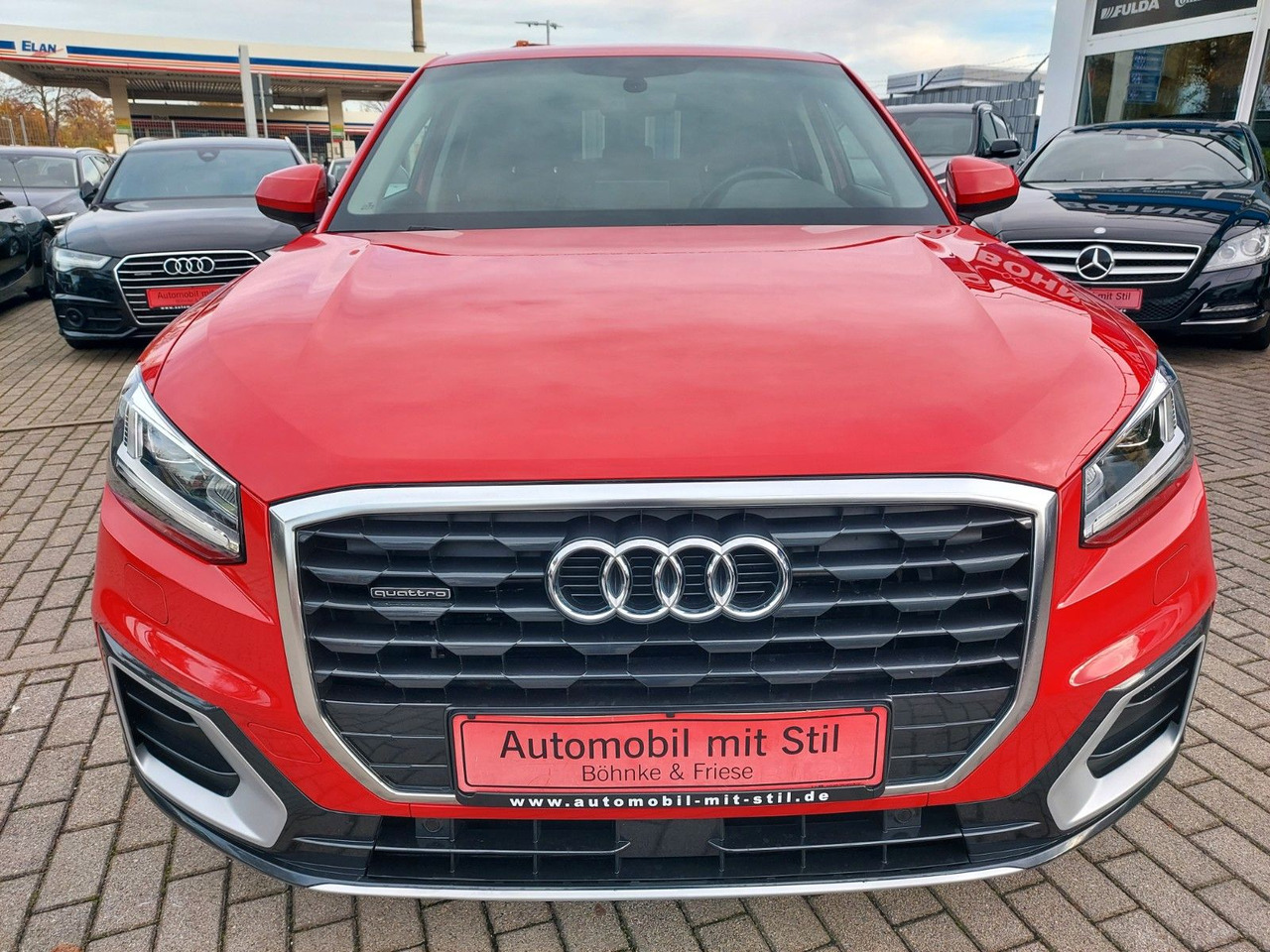Audi Q2 40 TFSI quattro sport LED Leder Kamera AHK - SUV/ Fuoristrada: foto 4 Audi Q2 40 TFSI quattro sport LED Leder Kamera AHK - SUV/ Fuoristrada: foto 4