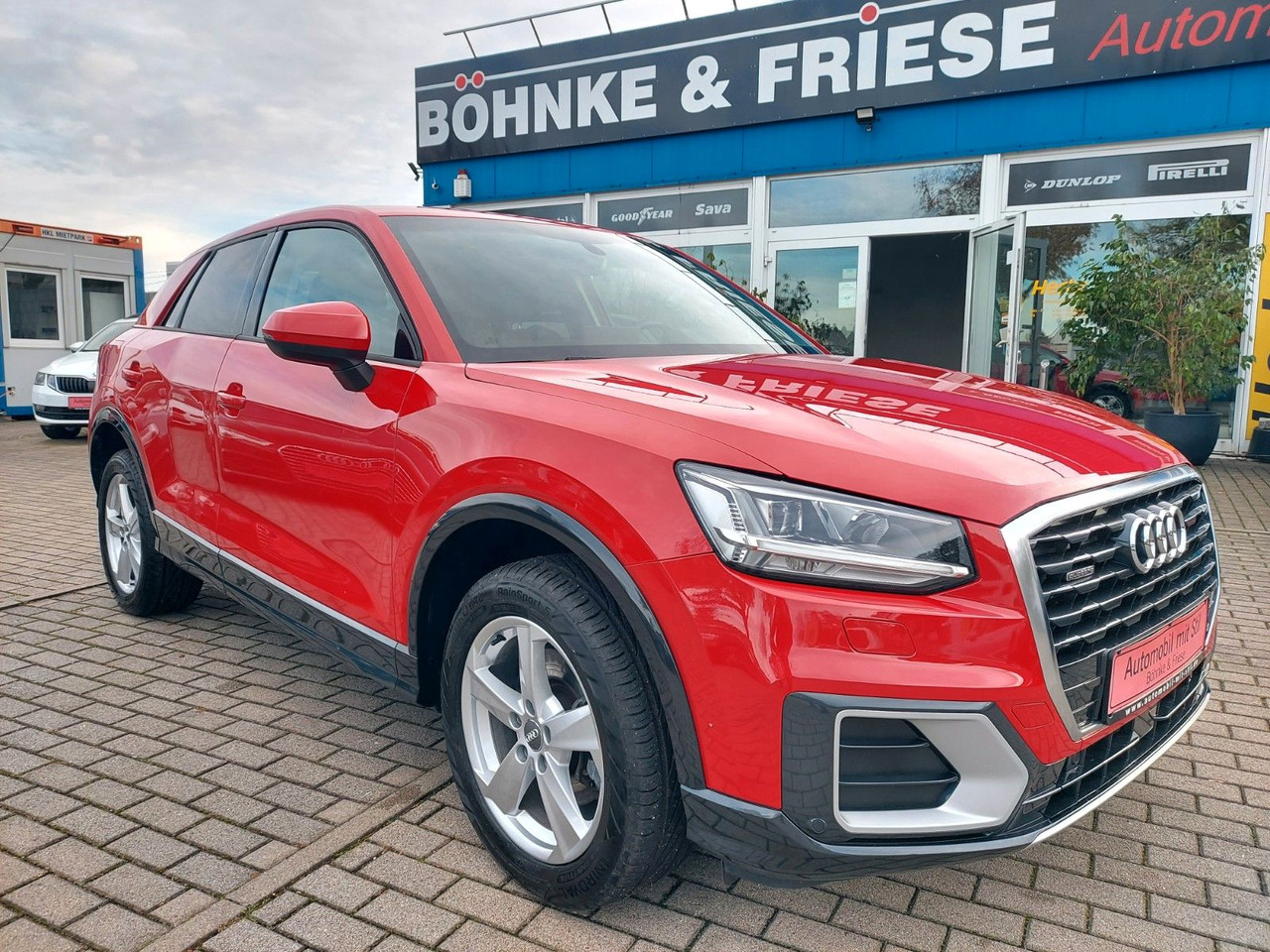 Audi Q2 40 TFSI quattro sport LED Leder Kamera AHK - SUV/ Fuoristrada: foto 1 Audi Q2 40 TFSI quattro sport LED Leder Kamera AHK - SUV/ Fuoristrada: foto 1