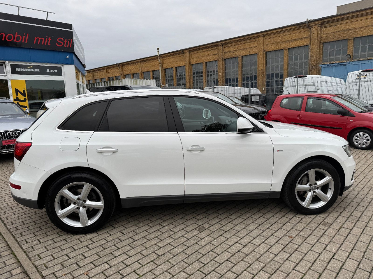 Audi Q5 2.0 TDI CLEAN DIESEL S -LINE XENON LED ACC - SUV/ Fuoristrada: foto 5 Audi Q5 2.0 TDI CLEAN DIESEL S -LINE XENON LED ACC - SUV/ Fuoristrada: foto 5