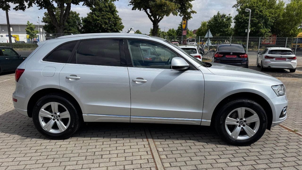 Audi Q5 2.0 TFSI tiptronic quattro Leder Xenon Pano - SUV/ Fuoristrada: foto 4 Audi Q5 2.0 TFSI tiptronic quattro Leder Xenon Pano - SUV/ Fuoristrada: foto 4
