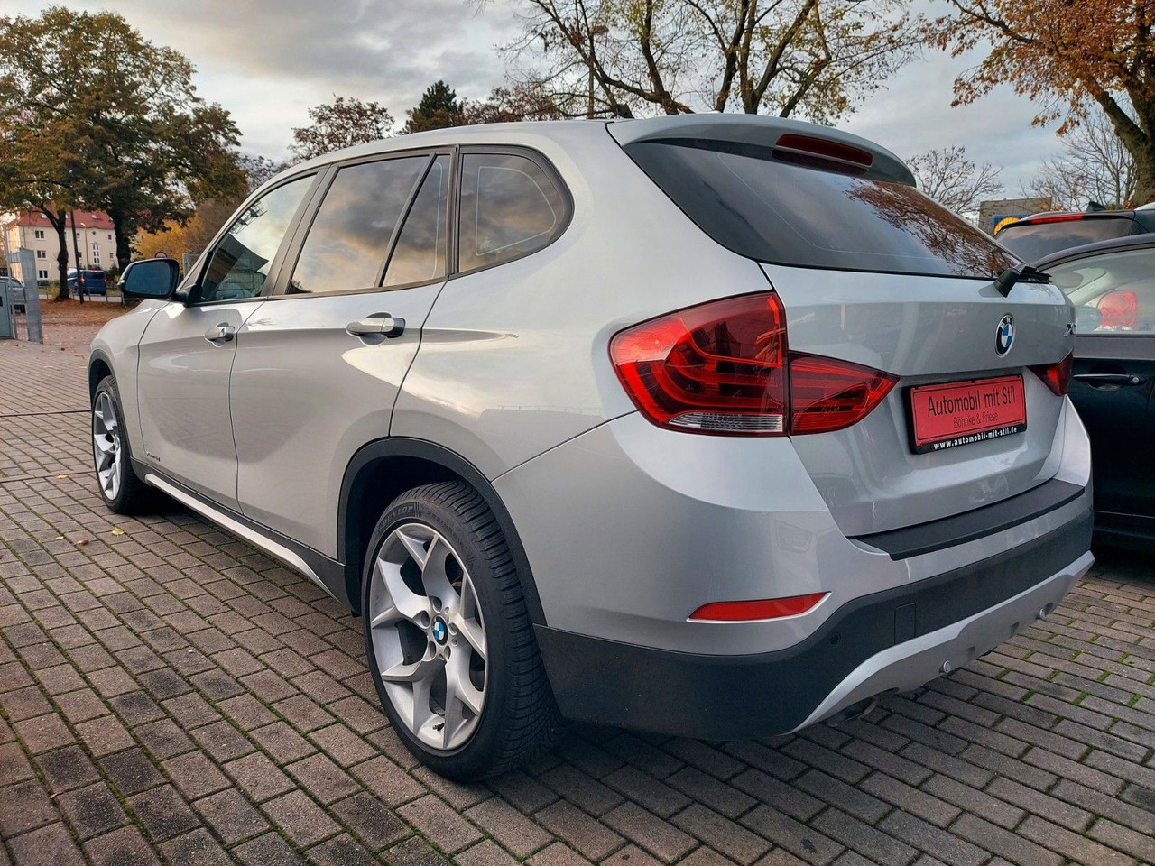 BMW X1 18 d xDrive Xenon Navi Leder AHK - SUV/ Fuoristrada: foto 4 BMW X1 18 d xDrive Xenon Navi Leder AHK - SUV/ Fuoristrada: foto 4