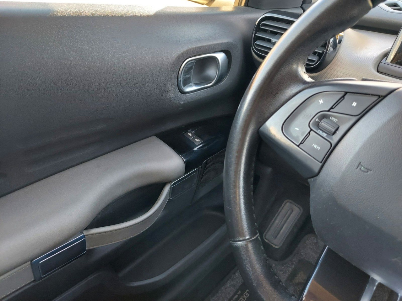 Berlina Citroën C4 Cactus Feel DAB Klima Sitzheizung PDC: foto 12