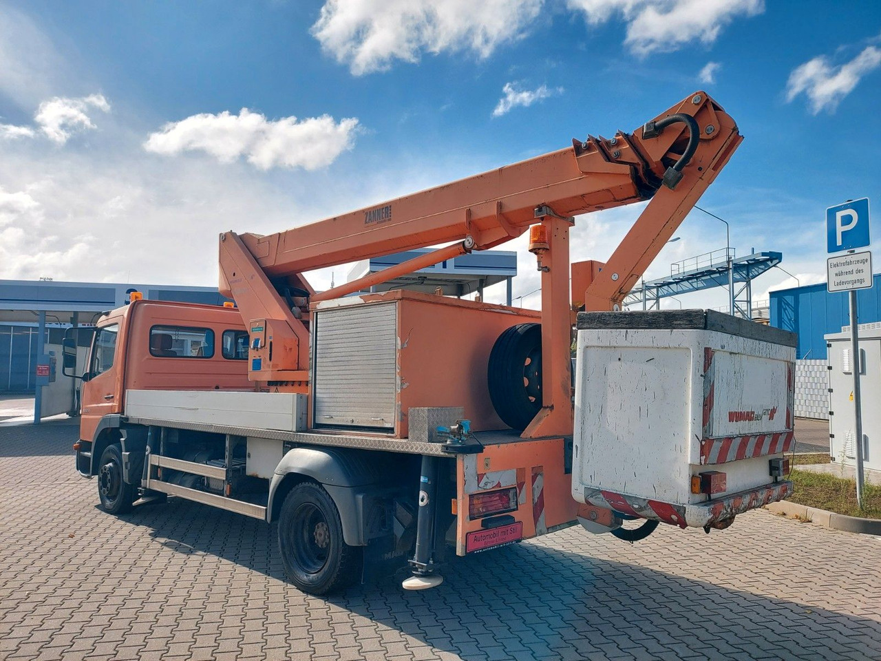 Piattaforma autocarrata Mercedes-Benz ATEGO 1323 HUBSTEIGER WUMAG WT220H: foto 6 Piattaforma autocarrata Mercedes-Benz ATEGO 1323 HUBSTEIGER WUMAG WT220H: foto 6