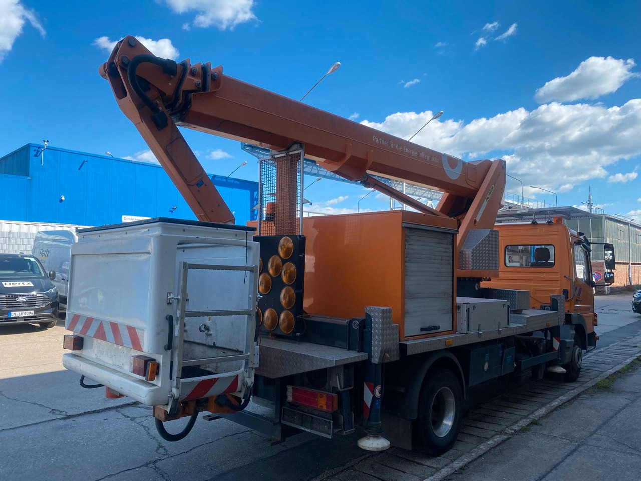 Mercedes-Benz ATEGO WUMAG ELEVANT WT230 23m TÜV - Piattaforma autocarrata: foto 4 Mercedes-Benz ATEGO WUMAG ELEVANT WT230 23m TÜV - Piattaforma autocarrata: foto 4