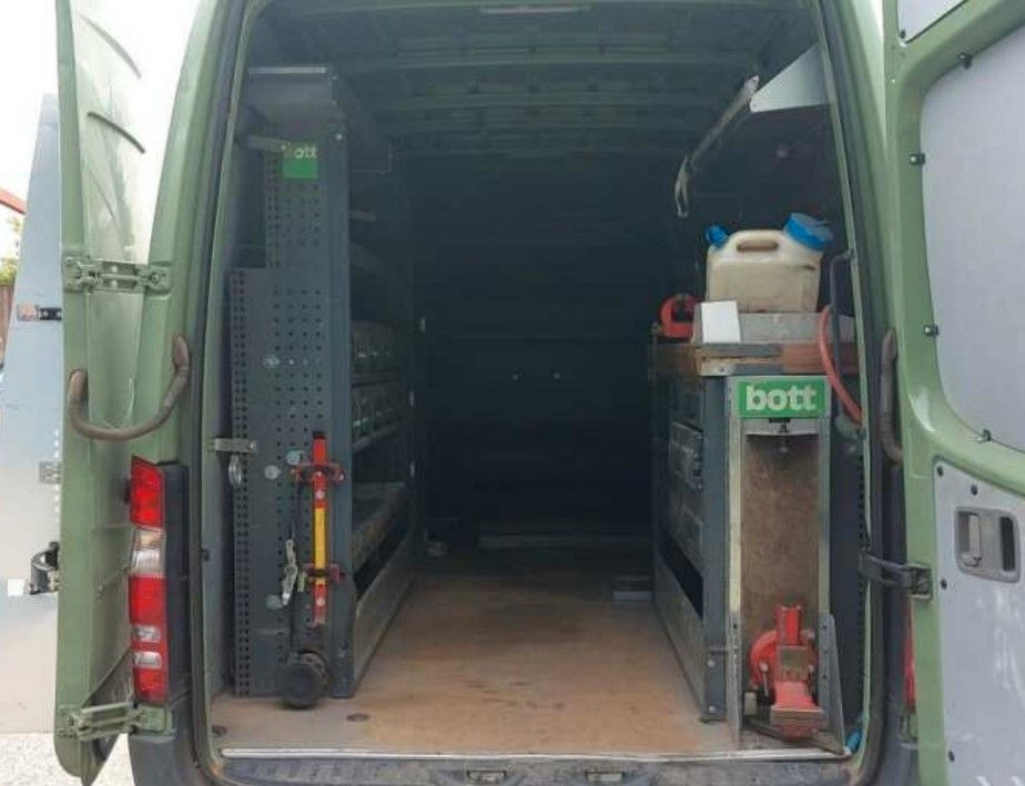 Mercedes-Benz Sprinter II Kasten 316 CDI hoch Klima Standheiz - Pulmino: foto 2 Mercedes-Benz Sprinter II Kasten 316 CDI hoch Klima Standheiz - Pulmino: foto 2