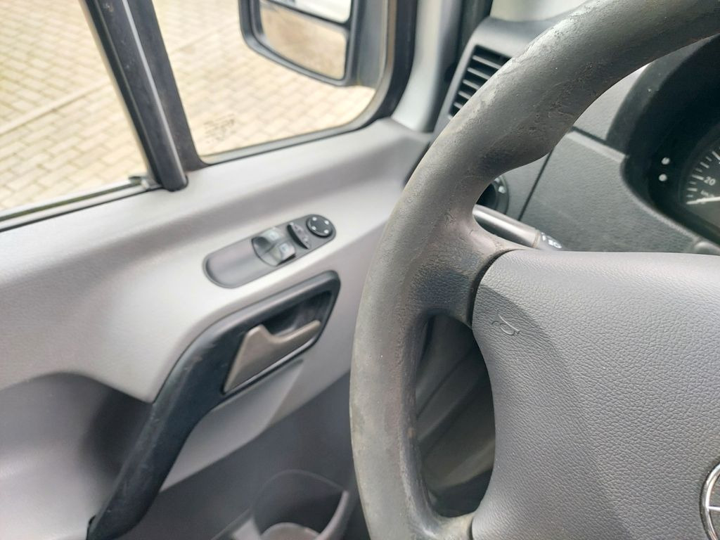 Leasing di Mercedes-Benz Sprinter II Kasten 513 hoch lang Klima Regale  Mercedes-Benz Sprinter II Kasten 513 hoch lang Klima Regale: foto 15