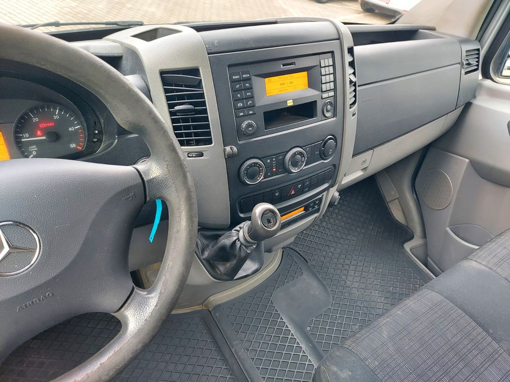 Leasing di Mercedes-Benz Sprinter II Kasten 513 hoch lang Klima Regale  Mercedes-Benz Sprinter II Kasten 513 hoch lang Klima Regale: foto 13