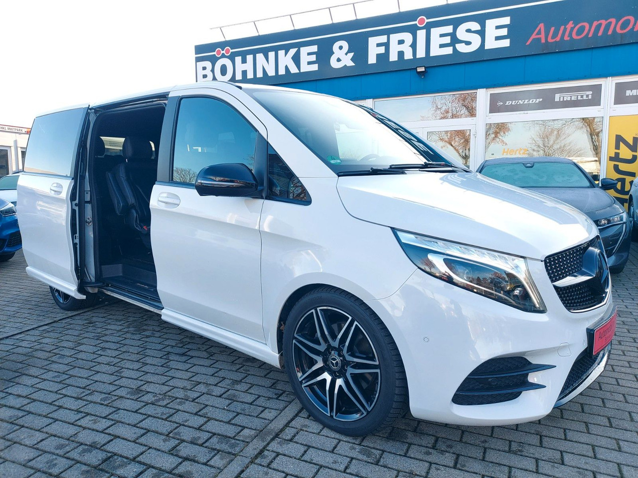 Mercedes-Benz V 250 AVANTGARDE EDITION AMG lang - Pulmino: foto 1 Mercedes-Benz V 250 AVANTGARDE EDITION AMG lang - Pulmino: foto 1
