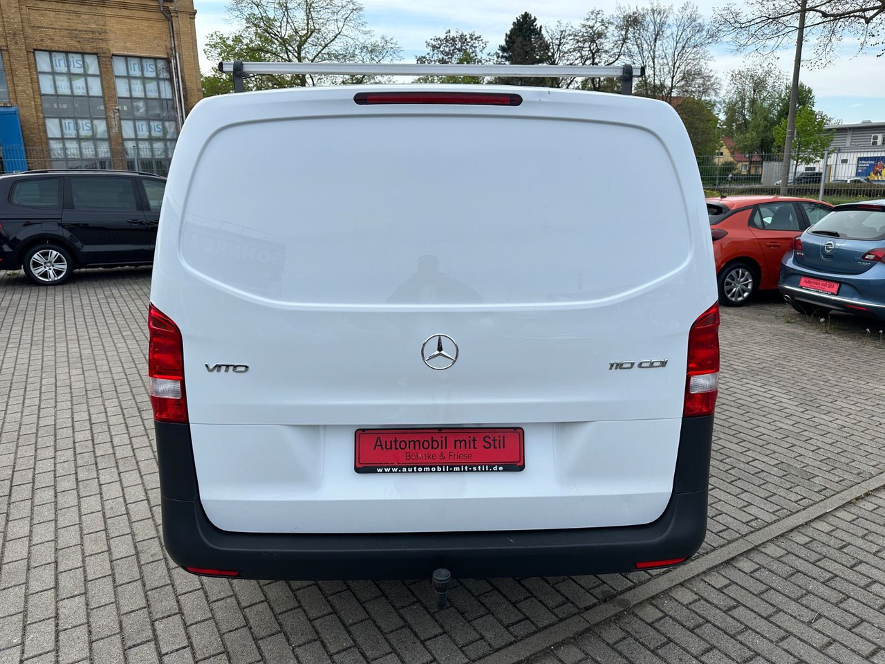 Mercedes-Benz Vito Kasten 110 WORKER PLUS Lang KLIMA TEMPO - Pulmino: foto 5 Mercedes-Benz Vito Kasten 110 WORKER PLUS Lang KLIMA TEMPO - Pulmino: foto 5