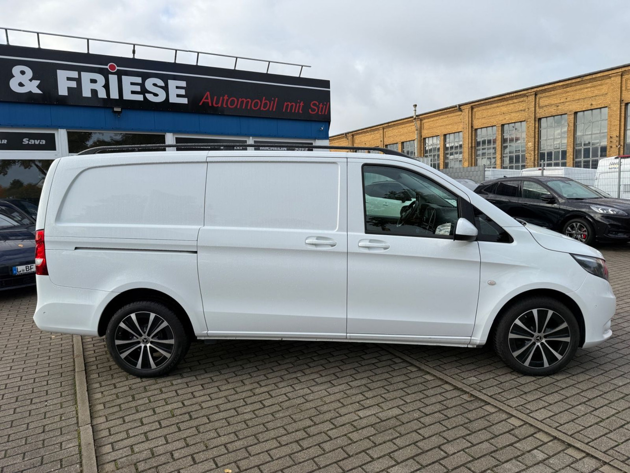 Mercedes-Benz Vito Kasten 114 CDI RWD lang KLIMA NAVI KAMERA P - Pulmino: foto 3 Mercedes-Benz Vito Kasten 114 CDI RWD lang KLIMA NAVI KAMERA P - Pulmino: foto 3